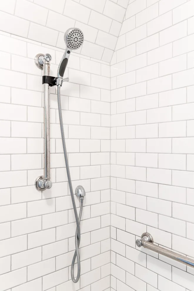 Cresson: Accessible Bathroom Design by Shawn M Cowdin Construction, LLC - Photo 7