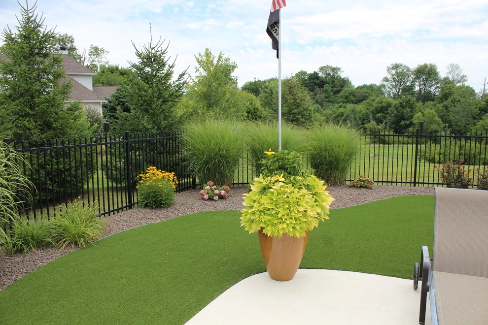 Brownsburg Landscape Co. - Photo 11