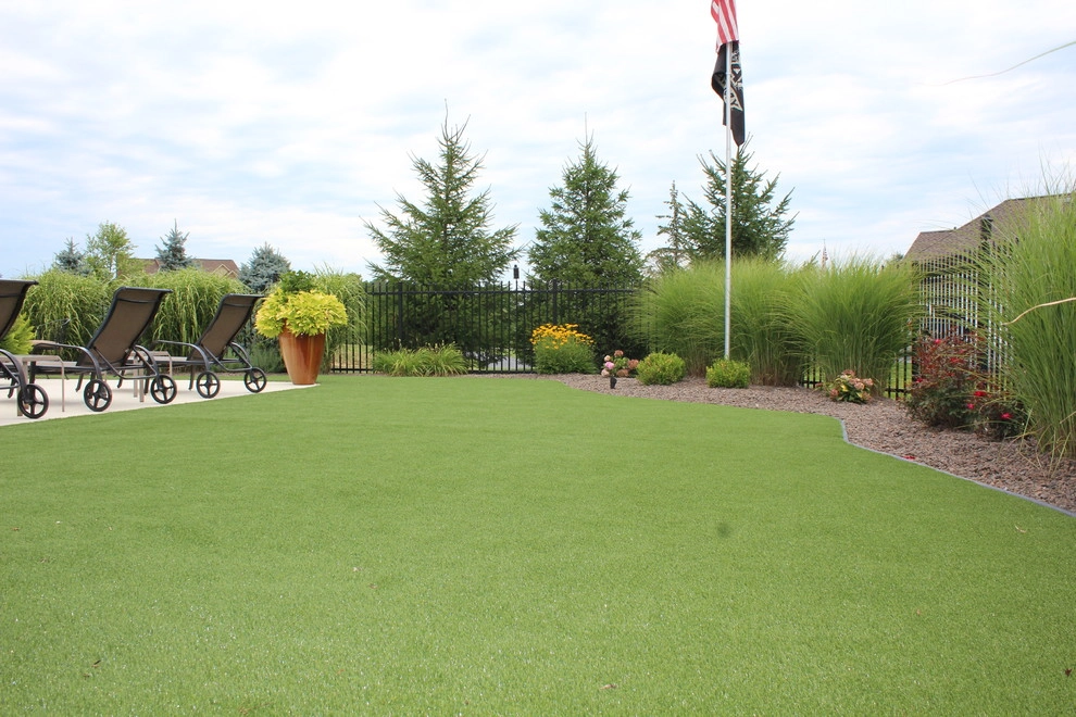 Brownsburg Landscape Co. - Photo 13