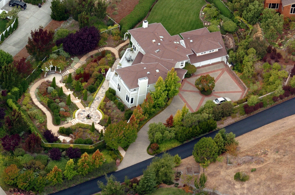 Tiburon Estate by Buchholz Landscaping Company - Photo 2