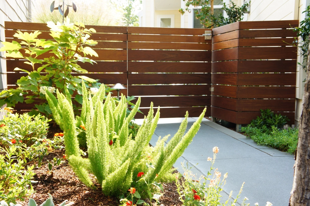 Larkspur Garden by Buchholz Landscaping Company - Photo 4