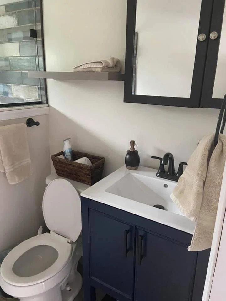 Tailored Restrooms by Forsyth Remodeling LLC - Photo 4