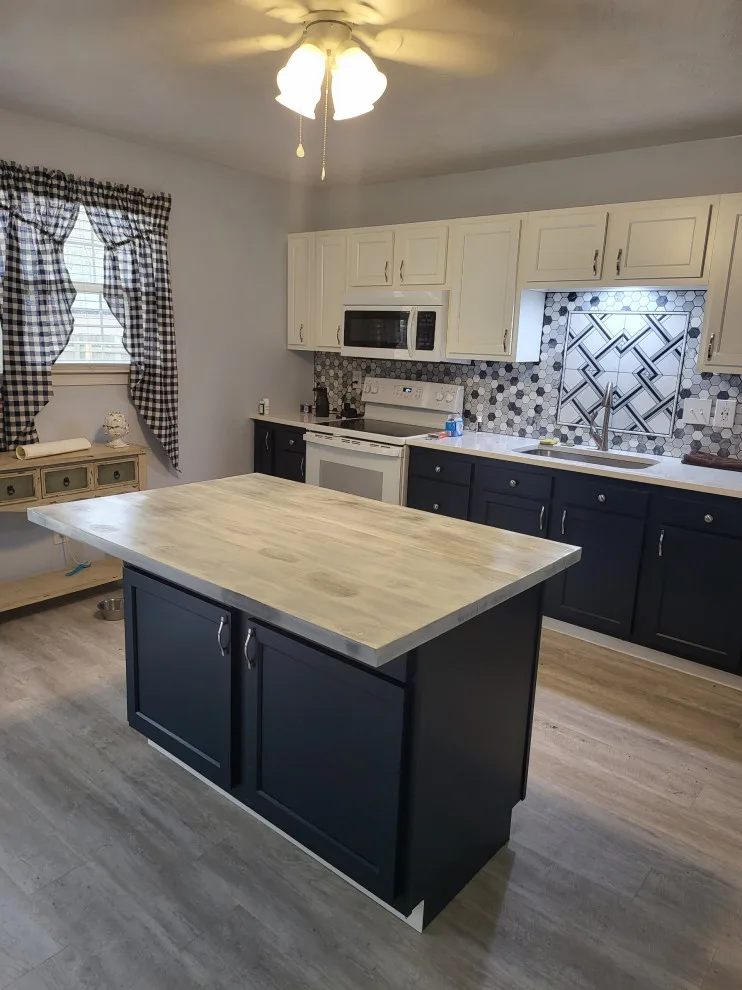 Tailored Comprehensive Kitchen and Bathroom by Bray And Sons LLC. - Photo 5