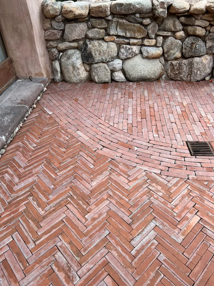 Valdez Custom Builders LLC - Photo 14