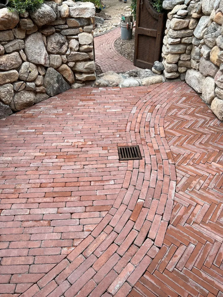 Valdez Custom Builders LLC - Photo 8