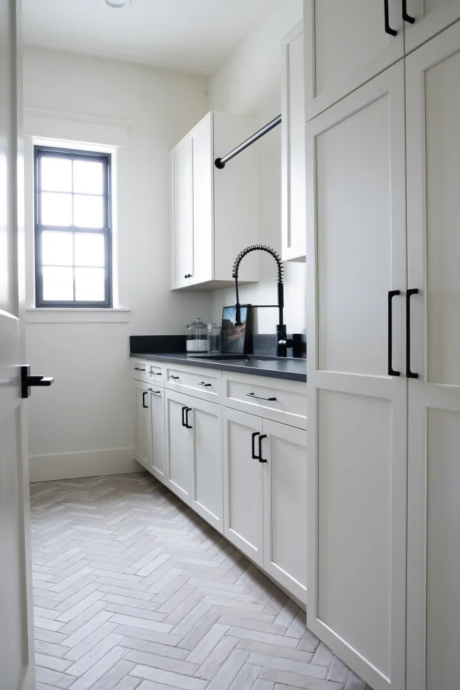 Tailored Residence by J.Howell Custom Home Builder - Photo 11