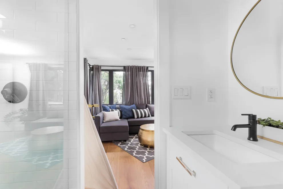 Modern Tailored Construction by Lifestyle Designs And Remodeling - Photo 13