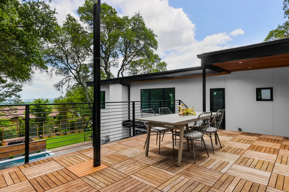 Modern Tailored Construction by Lifestyle Designs And Remodeling - Photo 2