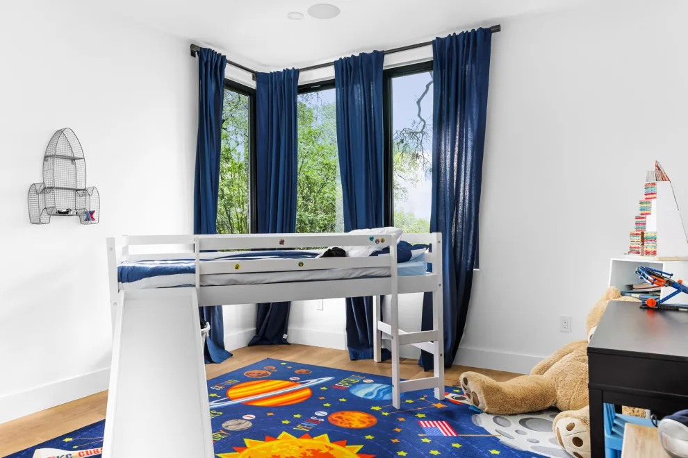 Modern Tailored Construction by Lifestyle Designs And Remodeling - Photo 8