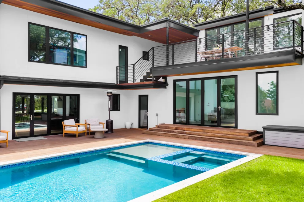Modern Tailored Construction by Lifestyle Designs And Remodeling - Photo 7