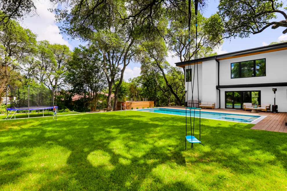 Modern Tailored Construction by Lifestyle Designs And Remodeling - Photo 20