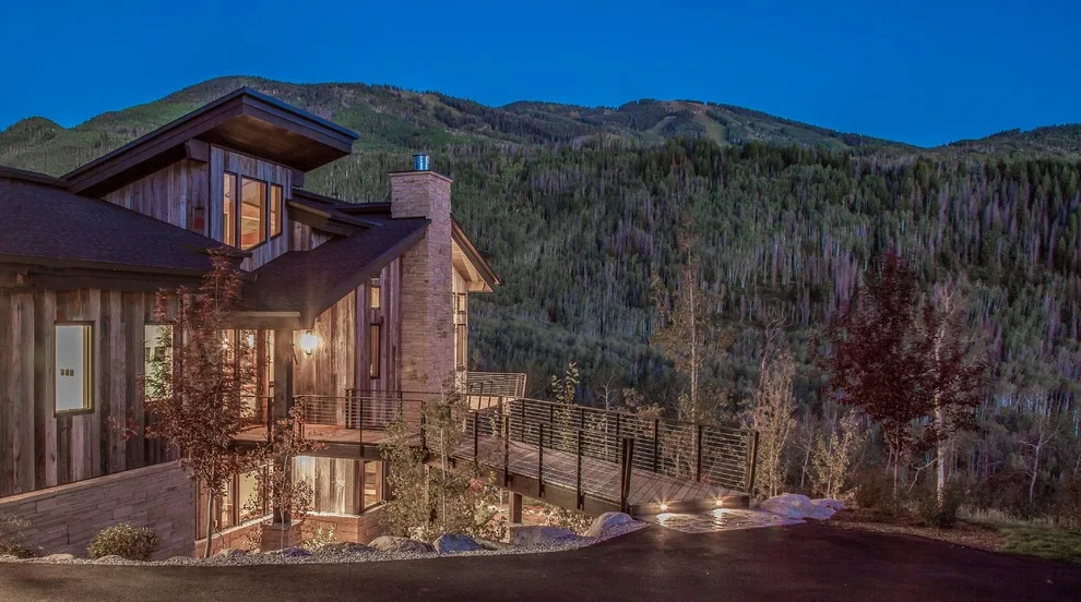 Celestial Vista Residence by Soda Mountain Construction - Photo 29