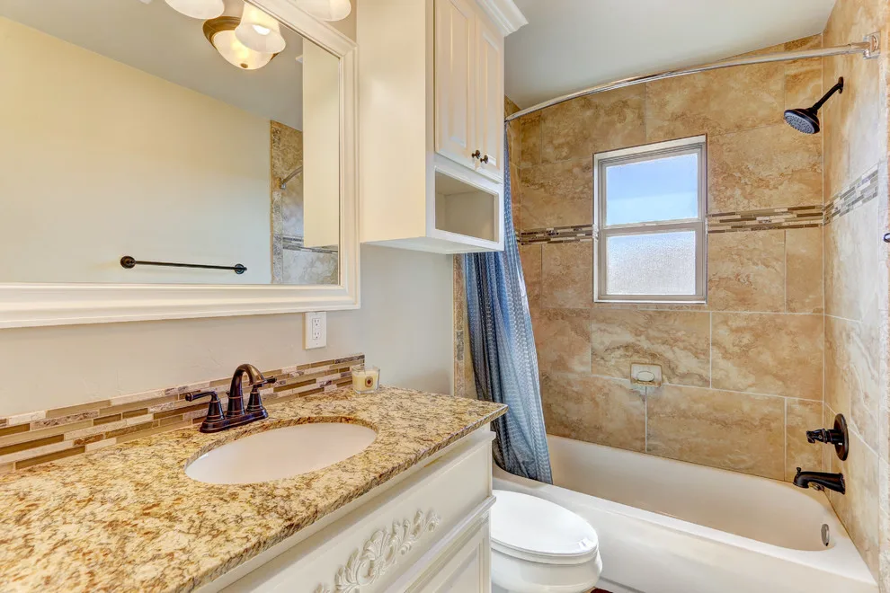Tailored Residence in Moore, OK by Hawn Bros Construction LLC - Photo 27