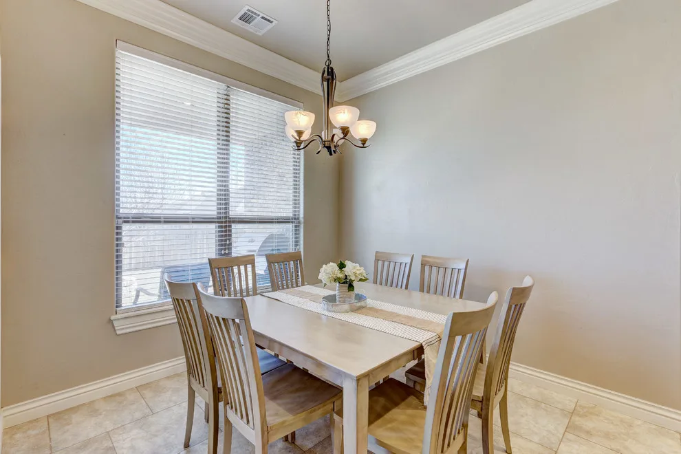 Tailored Residence in Moore, OK by Hawn Bros Construction LLC - Photo 10