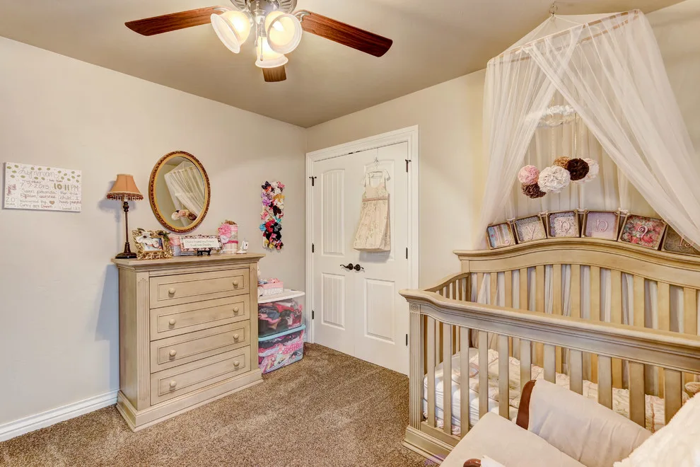Tailored Residence in Moore, OK by Hawn Bros Construction LLC - Photo 14