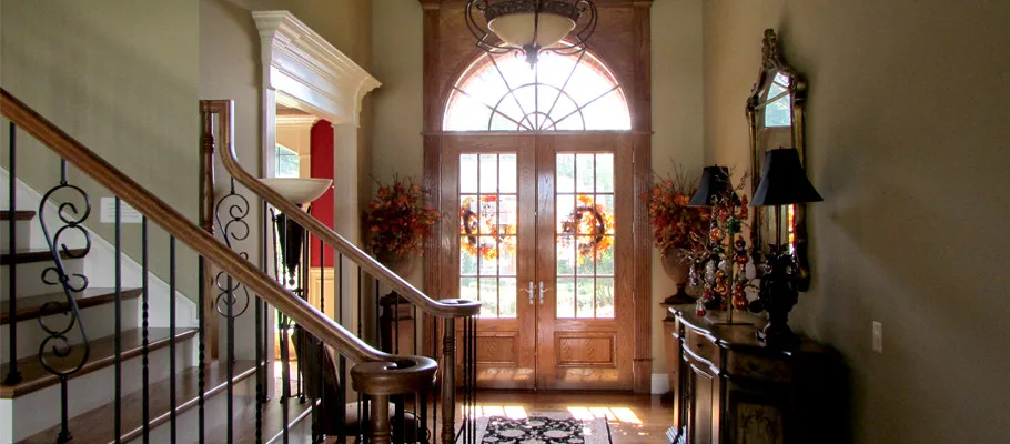 Distinctive Designs - Photo 3