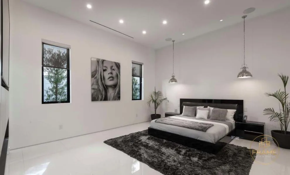 Tailored Residence in Tustin by Frame Build&Design - Photo 21