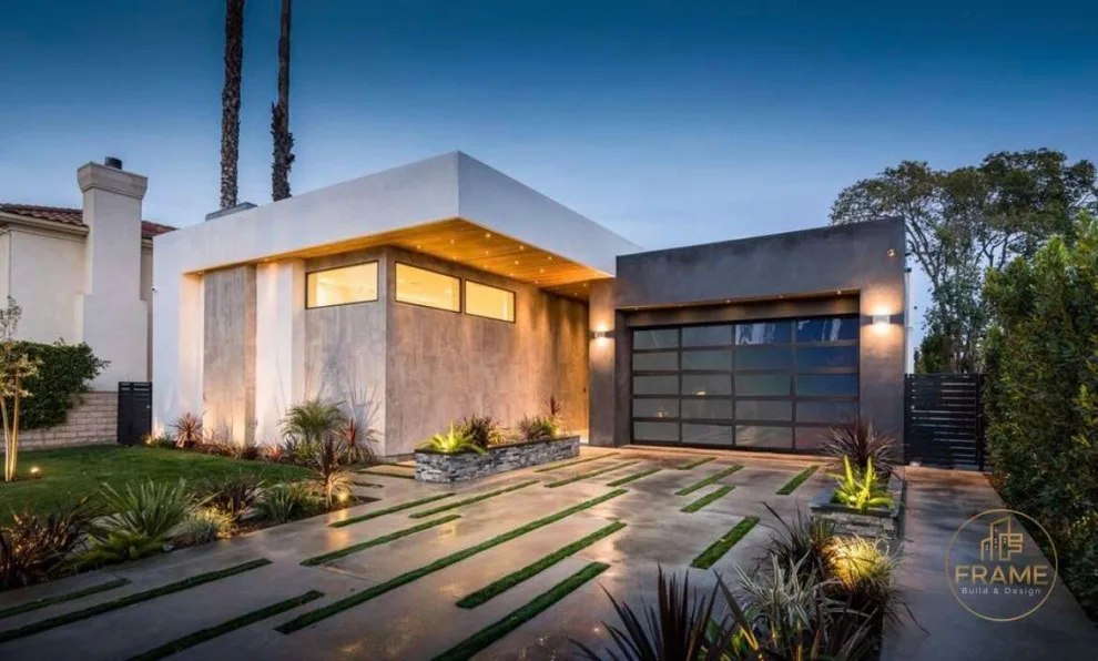 Tailored Residence in Tustin by Frame Build&Design - Photo 20