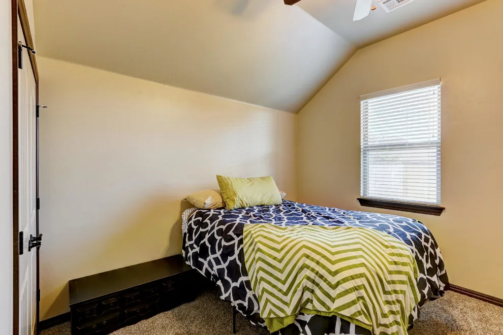 Tailored Residence, Moore, OK by Hawn Bros Construction LLC - Photo 65