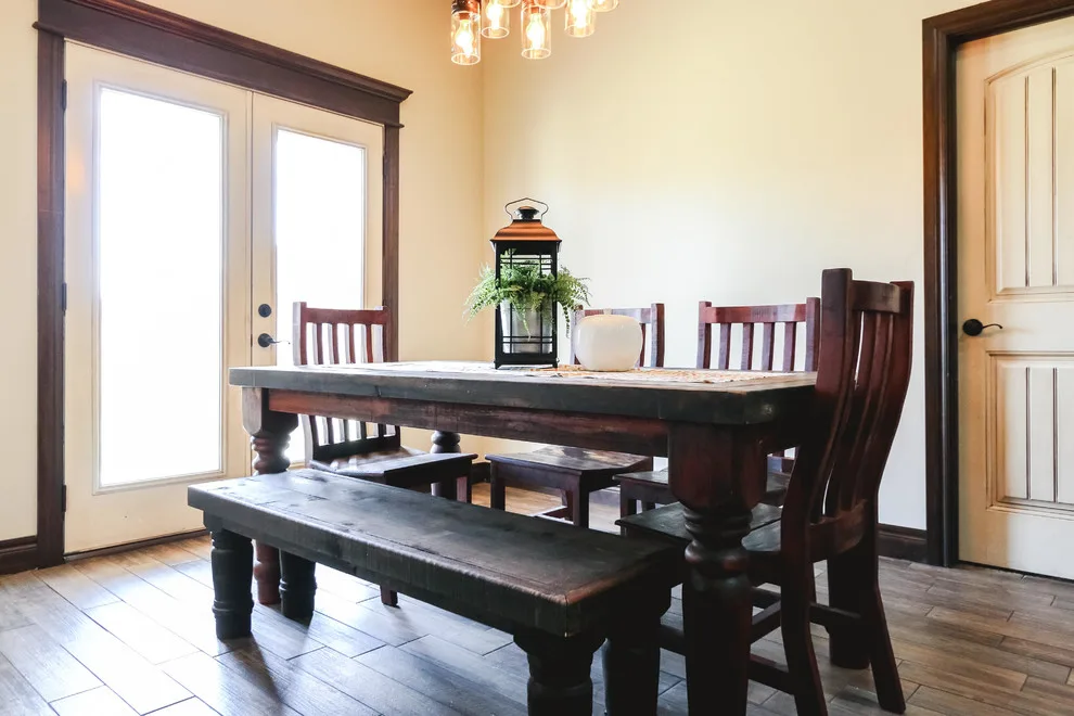 Tailored Residence, Moore, OK by Hawn Bros Construction LLC - Photo 3