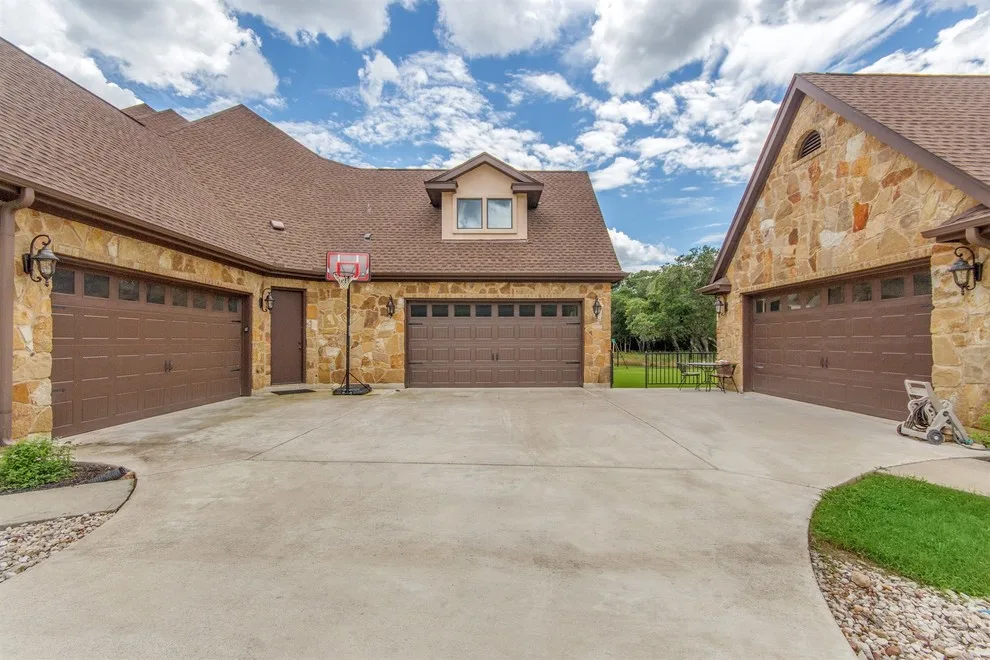 Mws Builders LLC - Photo 8
