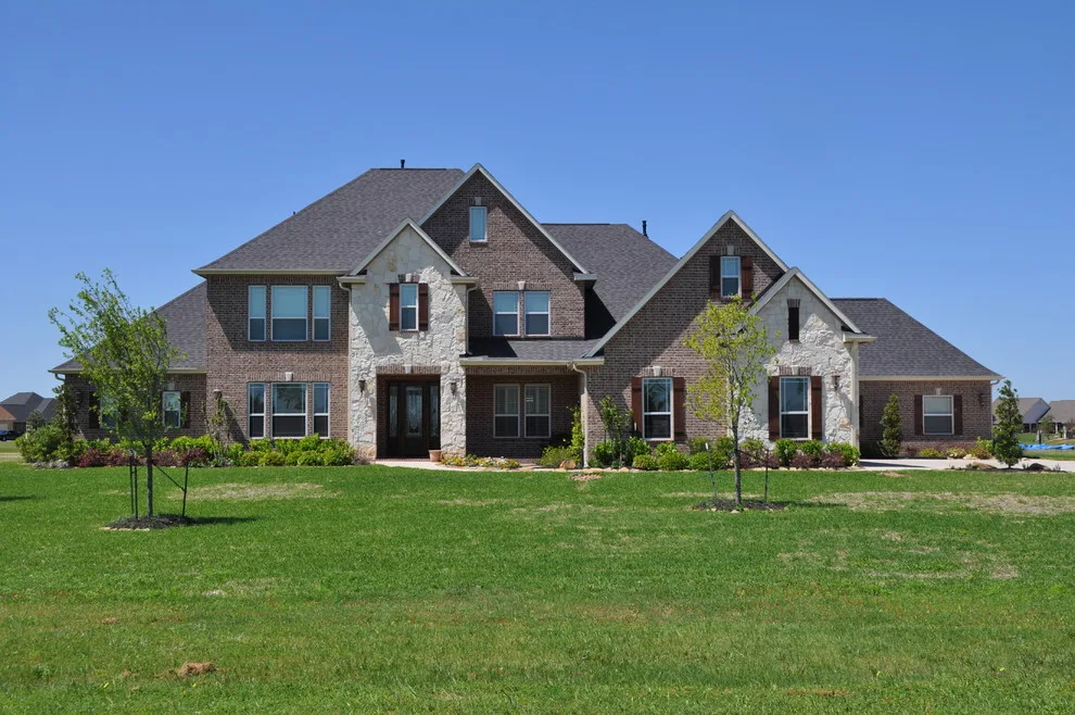 Personalized Residences by New Tradition Builders - Photo 4
