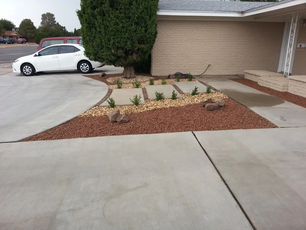 OUTDOOR ENTRANCE by Forma Contractors - Photo 5