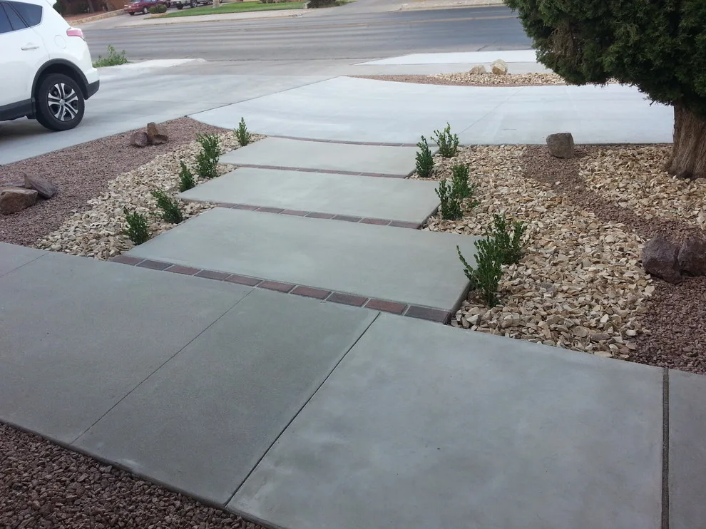 OUTDOOR ENTRANCE by Forma Contractors - Photo 2