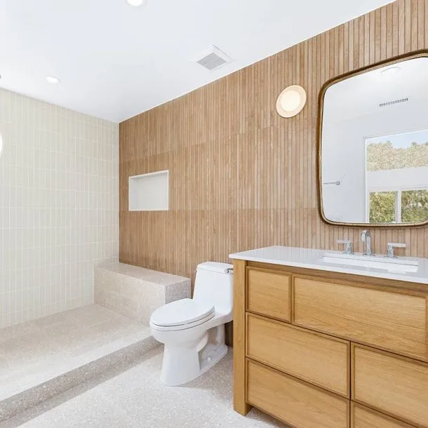 Kahala Full Bathroom by Awaking Dreams - Photo 3
