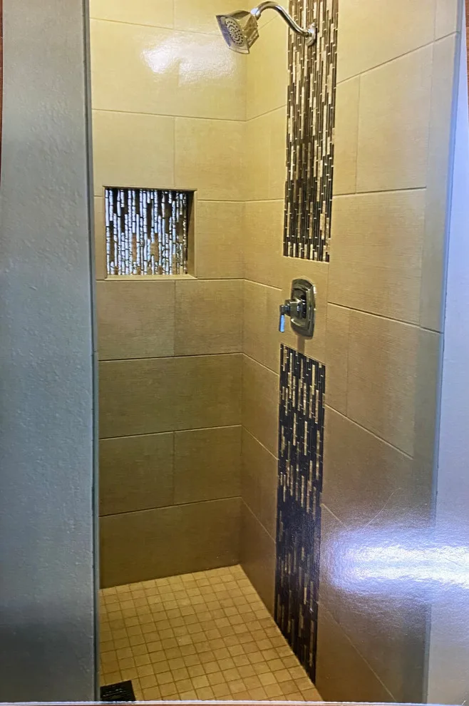 Complete Bathroom Renovation by Applegate Enterprises - Photo 4