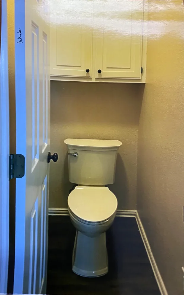 Complete Bathroom Renovation by Applegate Enterprises - Photo 6