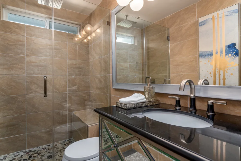 Caza Limitada Project by Regency General Contractors, Inc - Photo 10