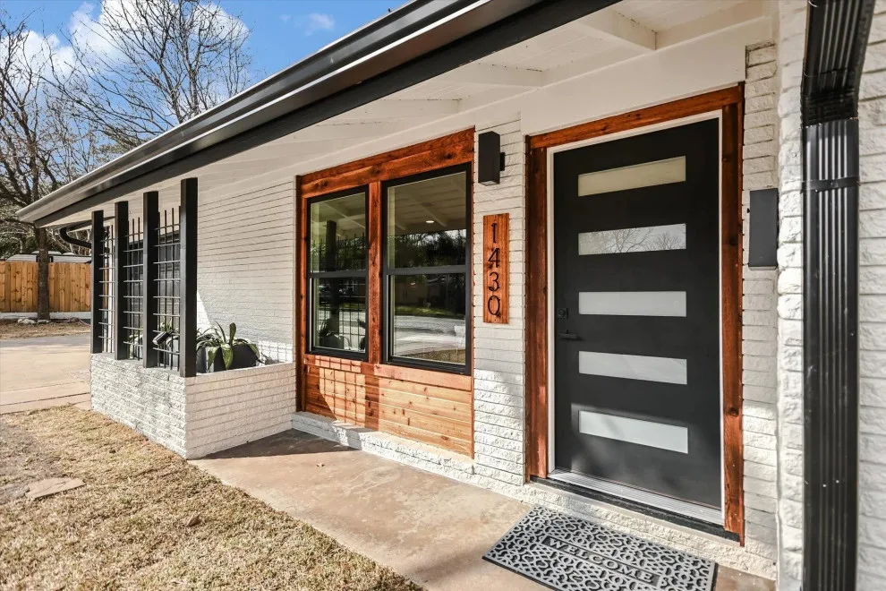 Home Renovation for Transition by Lifestyle Designs And Remodeling - Photo 26