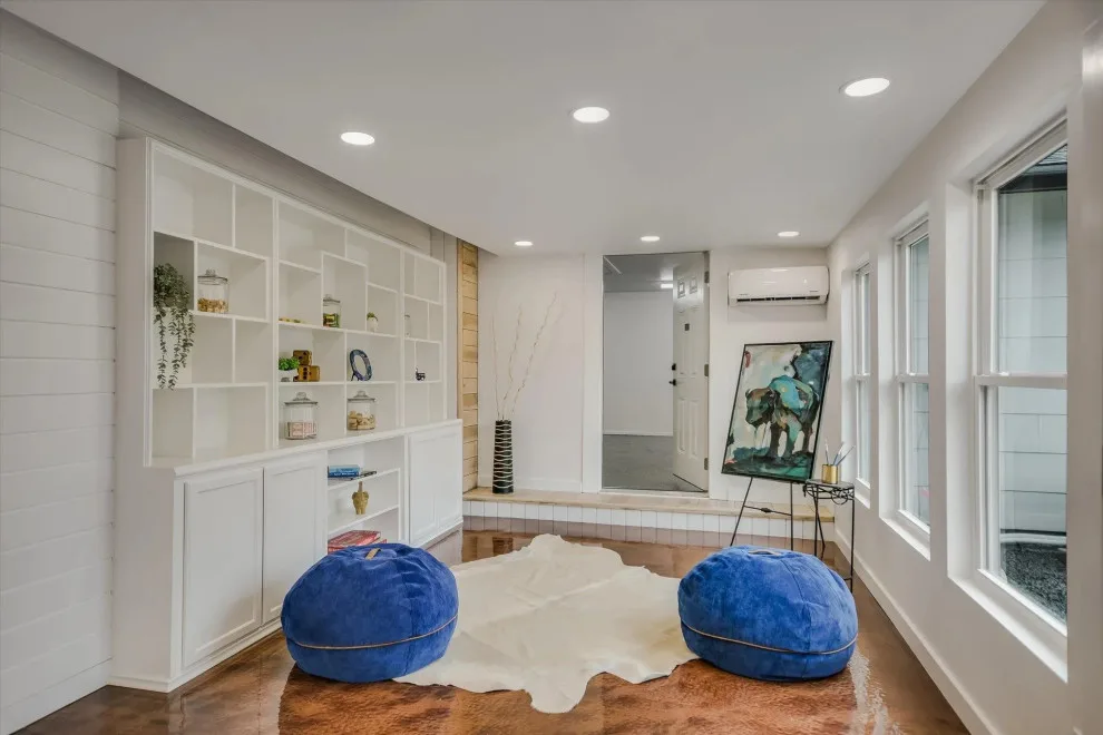 Home Renovation for Transition by Lifestyle Designs And Remodeling - Photo 3