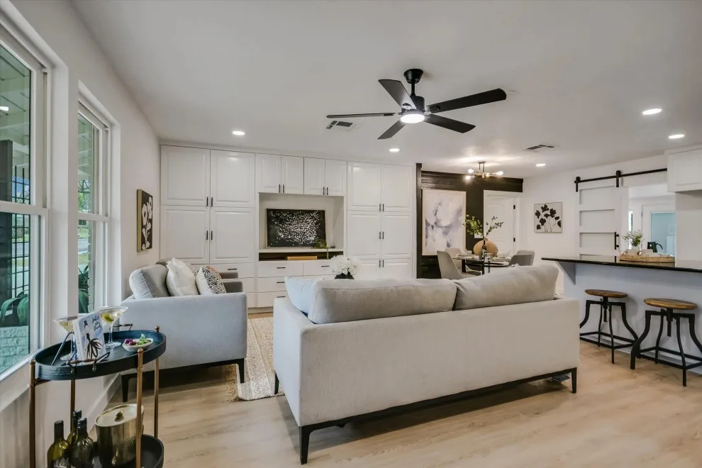 Home Renovation for Transition by Lifestyle Designs And Remodeling - Photo 18