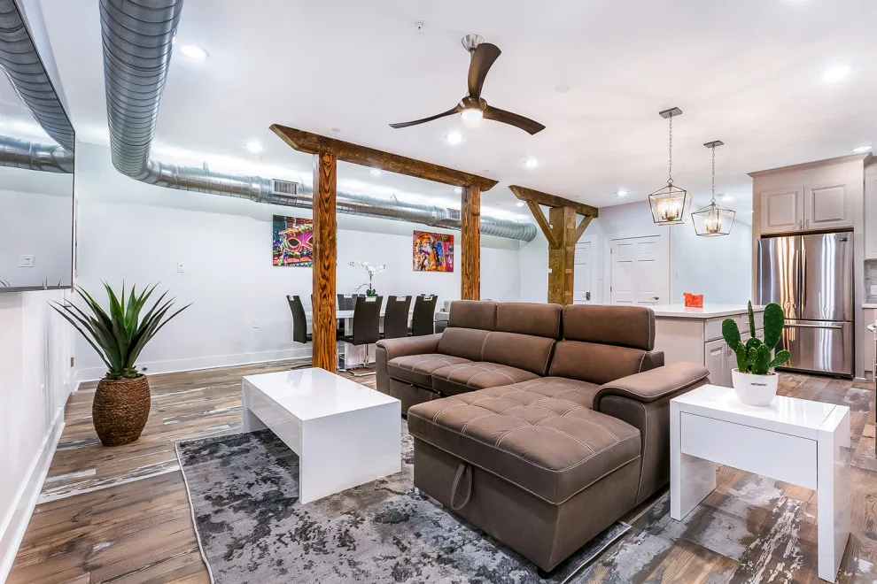 Uptown Historical Restoration by MGI Construction - Photo 11