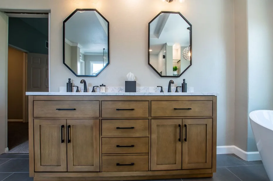 Complete Master Bathroom Renovation by Valley Habitats, Inc. - Photo 4