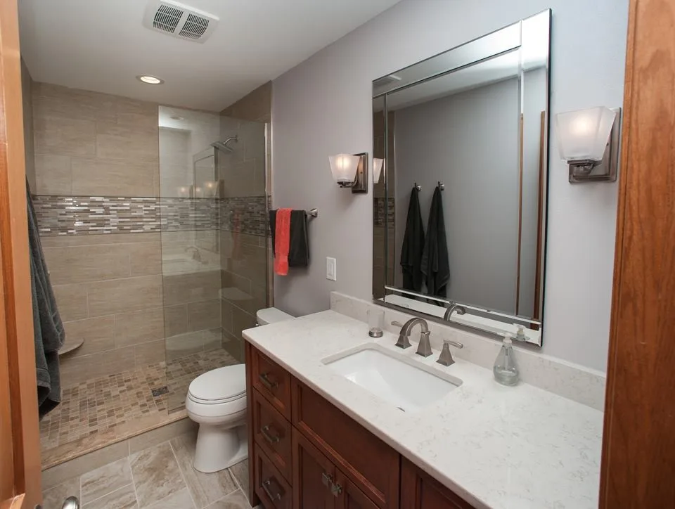 Tranquil Restroom by Ironwood Builders - Photo 4