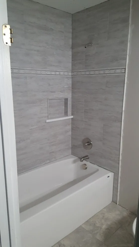 G Shower by Gary L. Melchi, Inc. - Photo 2