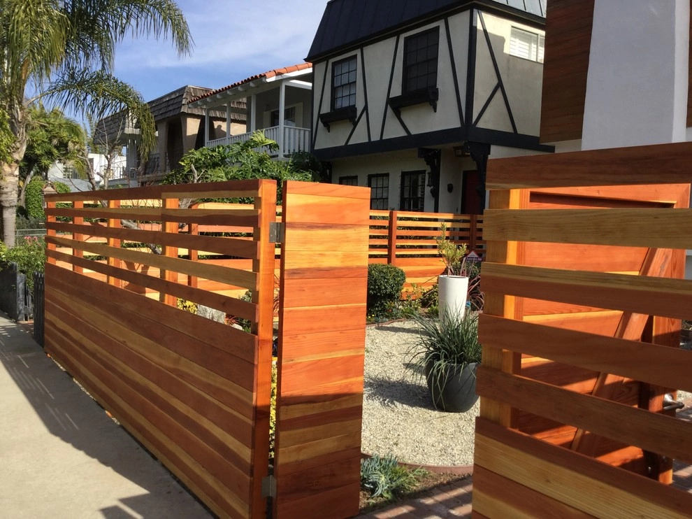 Fence& Gate @ Marina Del Ray by California Deck Builders - Photo 2