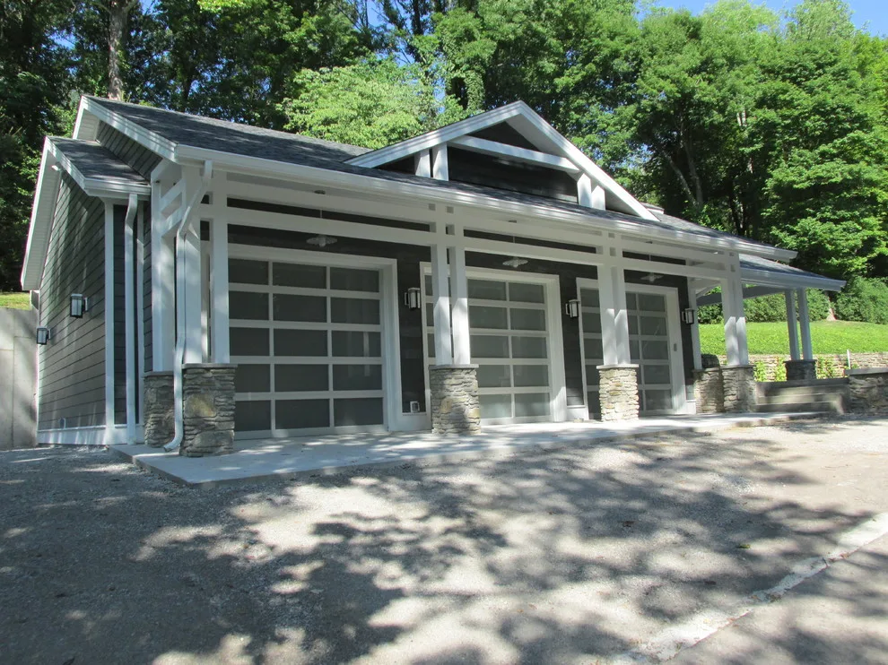 Garage Palace by Vincent Abell Contracting - Photo 11