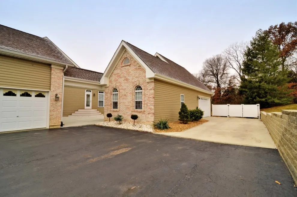 Carport by Jackson Custom Homes & Remodeling - Photo 13
