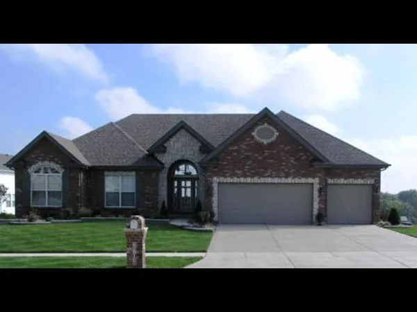 Universal Images by Jackson Custom Homes & Remodeling - Photo 2