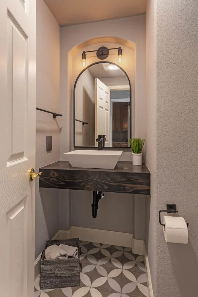 Gilroy Kitchen and Powder Bath Renovation by D.R. Domenichini Construction - Photo 5