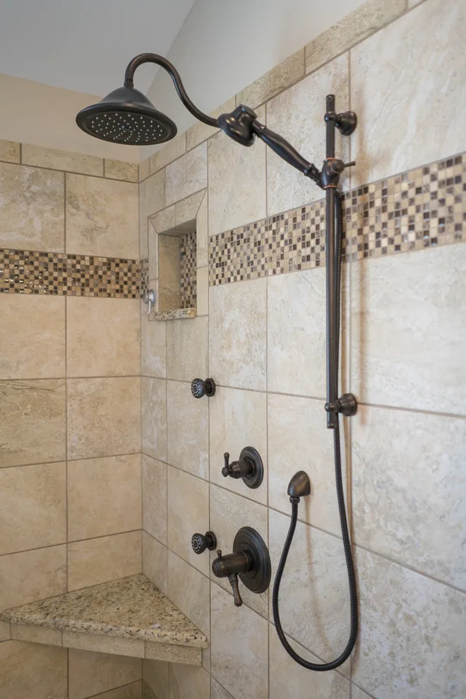 Glasgow Main Bathroom by Dunn Development, Inc. - Photo 9