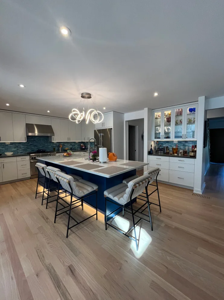 Glass Artist Studio and Exhibition by Designer Builders Inc. - Photo 14