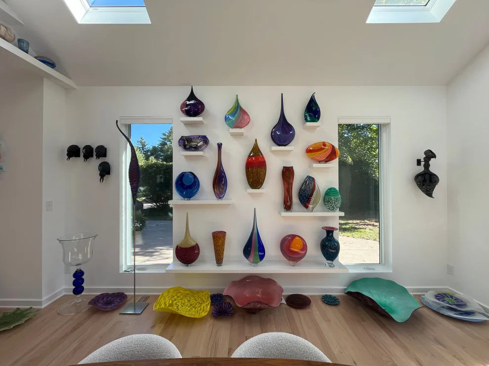 Glass Artist Studio and Exhibition by Designer Builders Inc. - Photo 25