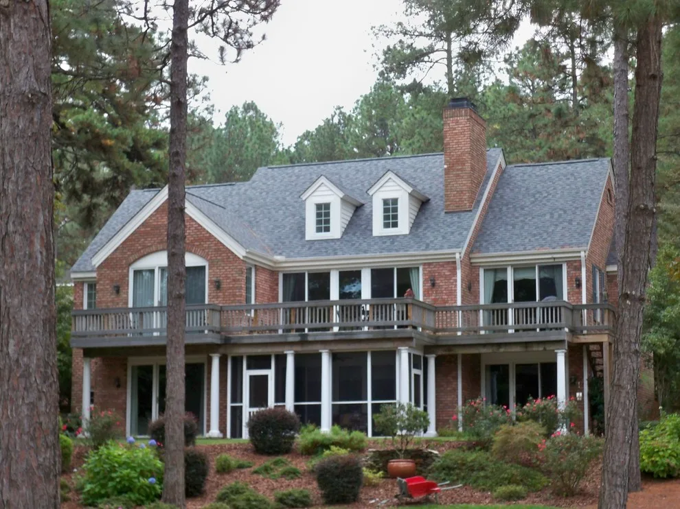 Longstreet Construction - Photo 14