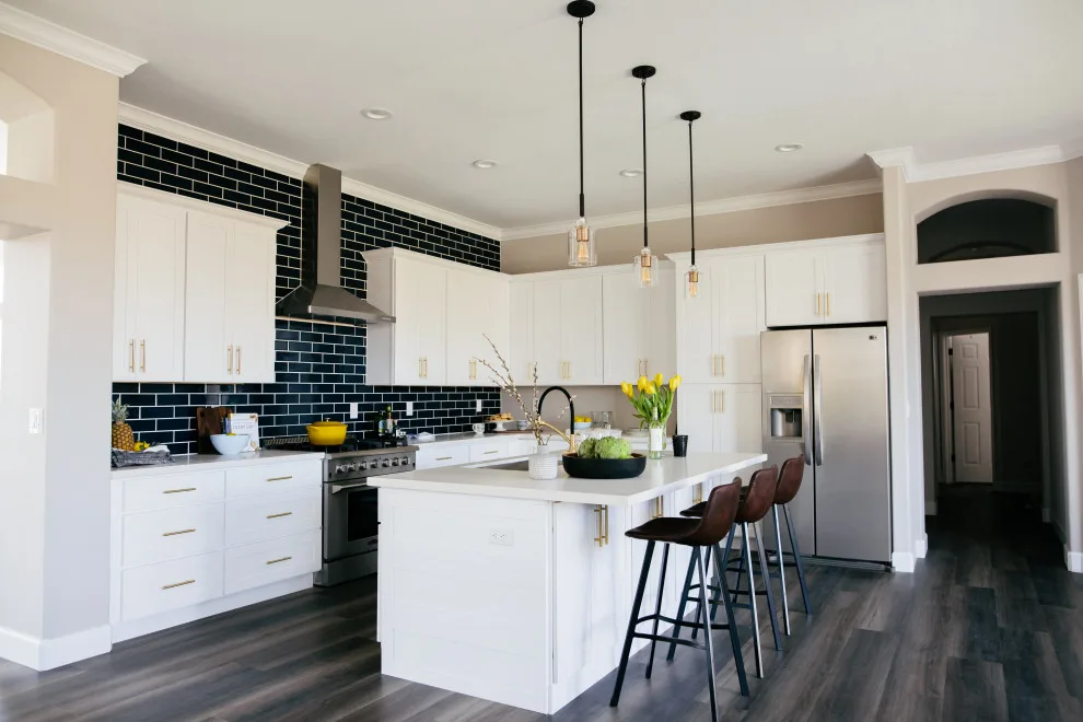 Glen Harbor by BIG Construction Inc. - Photo 4