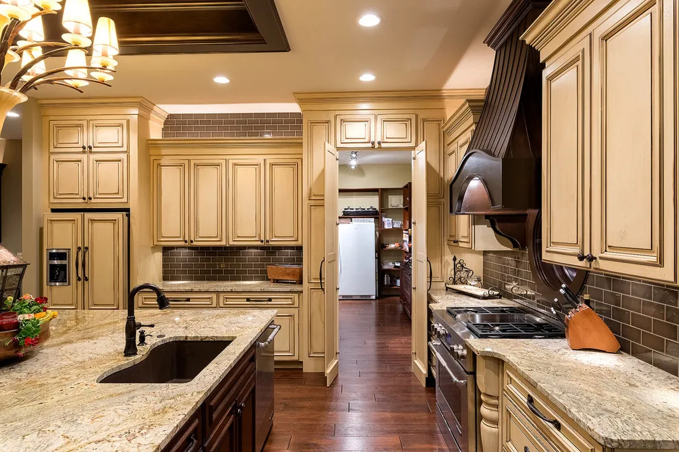Beautiful Sheffield Bespoke Residence by Advance Homes, Inc. - Photo 5